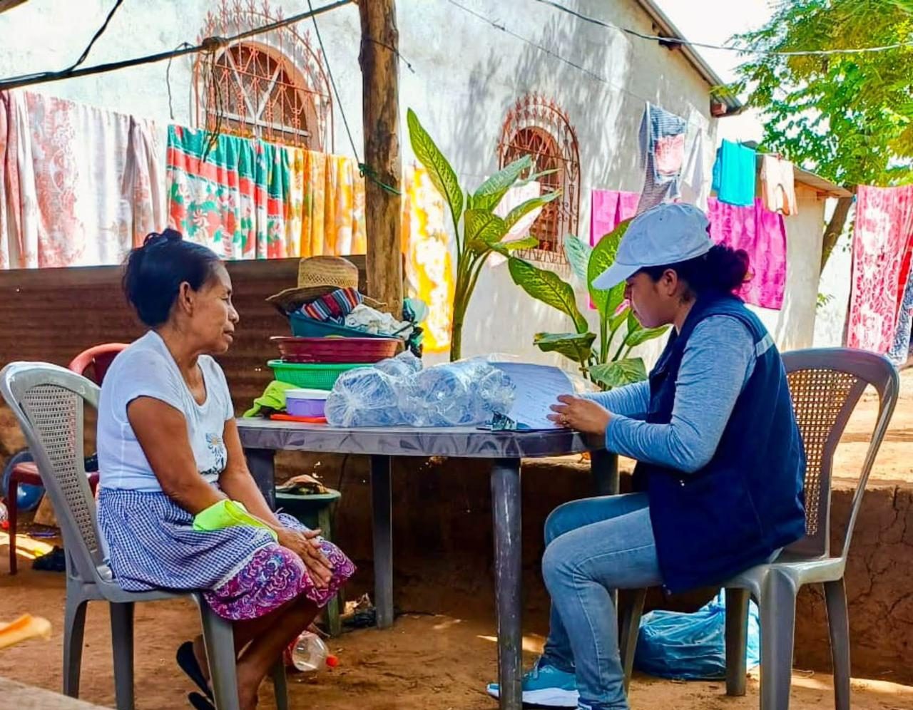 UNIDOS APOYANDO A QUIENES MAS LO NECESITAN
